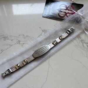 Silver and Swarovski Bracelet with Inspirational Quote “I Can Do All Things..”